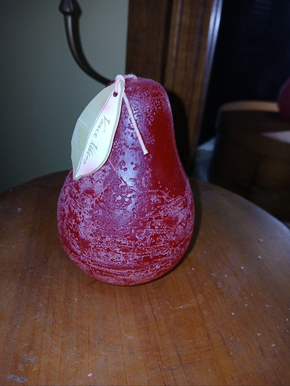 Vance Kitira Timber Pear Candle CT400 – Cranberry Red